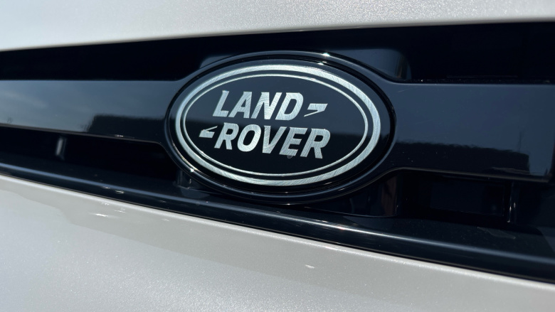 Land Rover Defender 3.0 D250 S 90 3dr Auto Diesel Estate